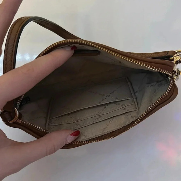 MK WRISTLET - Picture 3 of 3